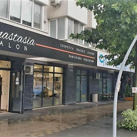 Studio Modern. Bucureşti Exterior foto