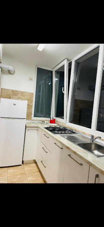 Studio Modern. Bucureşti Exterior foto