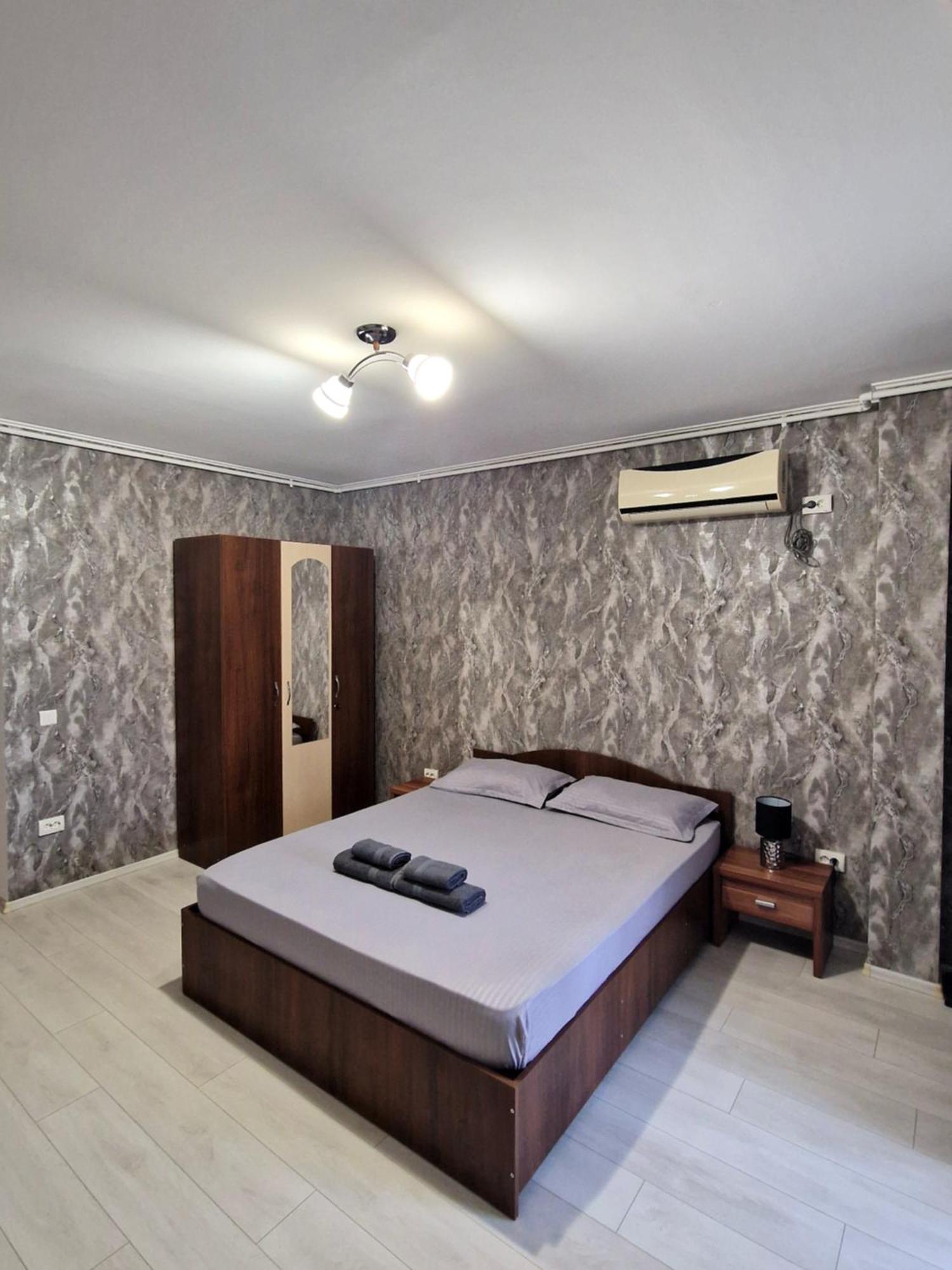 Studio Modern. Bucureşti Exterior foto